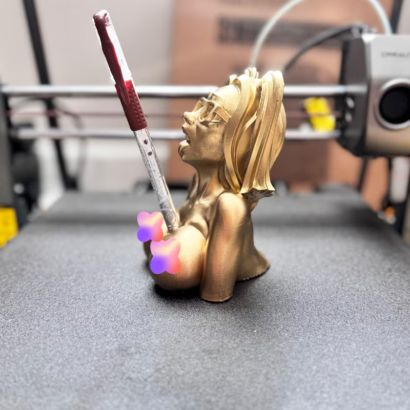 Elevate Your Desk with This Stunning Golden Pen Holder